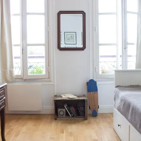 Bright Studio Near The Eiffel Tower Appartamento Parigi